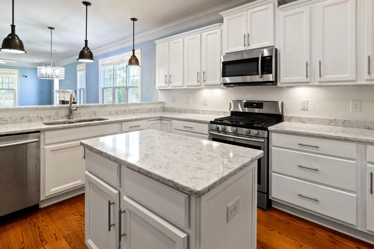 Filth & Squalor Cleanup in Glendale, WI